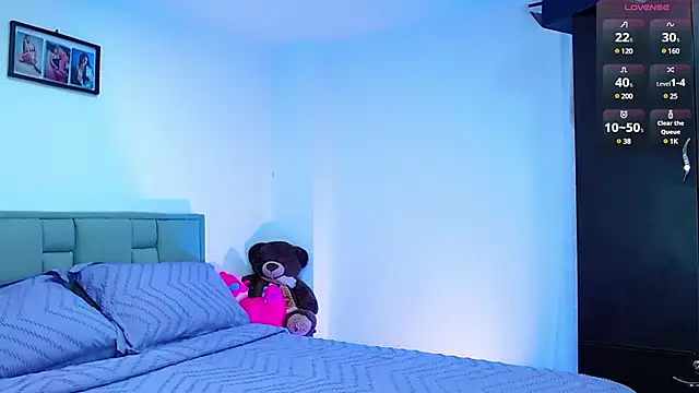 Snapshot of astrid-omega chatting on March 2025 12:32:01 AM astrid-omega online show from March 2025 12:32:01 AM