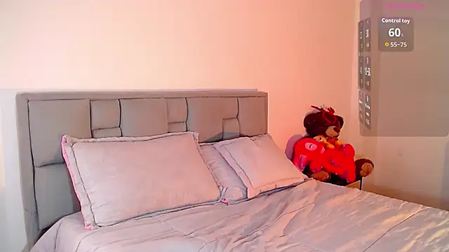 Snapshot of astrid-omega chatting on November 2025 02:25:01 AM astrid-omega online show from November 2025 02:25:01 AM