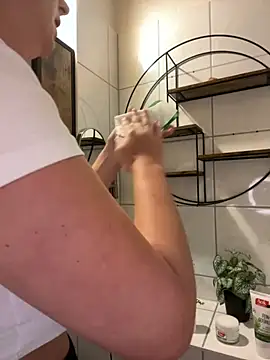 Snapshot of Off__Melonenmandy chatting on November 2025 03:56:02 PM Off Melonenmandy online show from November 2025 03:56:02 PM