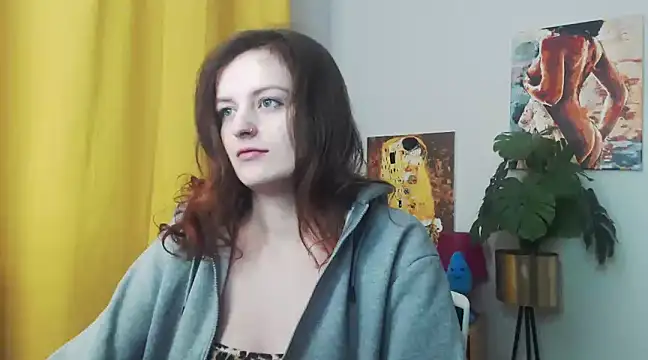 Snapshot of juicyNadine chatting on December 2024 06:21:02 AM juicyNadine online show from December 2024 06:21:02 AM