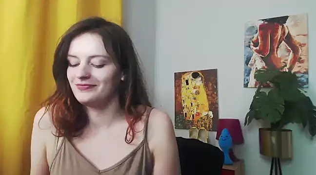 Snapshot of juicyNadine chatting on December 2024 01:13:02 PM juicyNadine online show from December 2024 01:13:02 PM