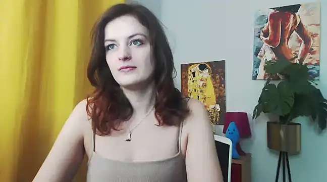 Snapshot of juicyNadine chatting on December 2024 07:11:02 AM juicyNadine online show from December 2024 07:11:02 AM