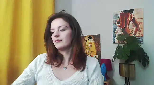Snapshot of juicyNadine chatting on January 2025 12:30:01 PM juicyNadine online show from January 2025 12:30:01 PM