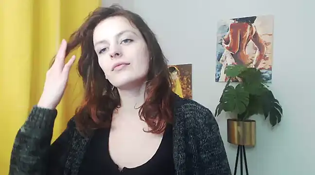 Snapshot of juicyNadine chatting on January 2025 12:20:01 PM juicyNadine online show from January 2025 12:20:01 PM