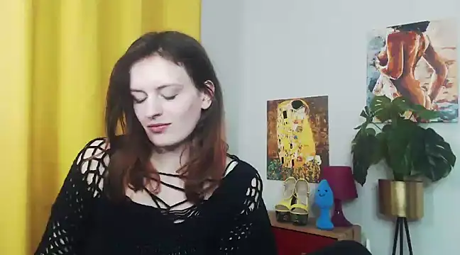Snapshot of juicyNadine chatting on January 2025 09:27:01 AM juicyNadine online show from January 2025 09:27:01 AM