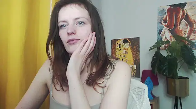 Snapshot of juicyNadine chatting on February 2025 12:22:02 PM juicyNadine online show from February 2025 12:22:02 PM