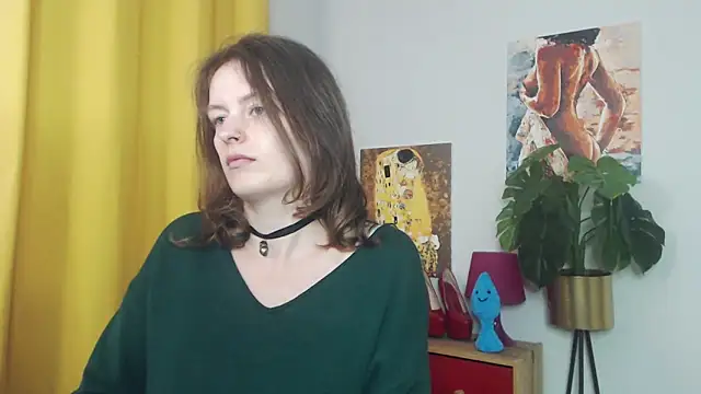 juicyNadine online show from September 2025 05:01:02 AM