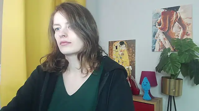 juicyNadine online show from November 2025 05:40:01 AM