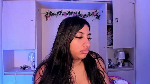 CANDYGABYY online show from April 2026 08:06:01 PM
