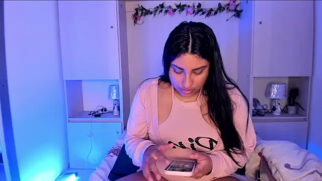 CANDYGABYY online show from May 2026 07:33:01 PM