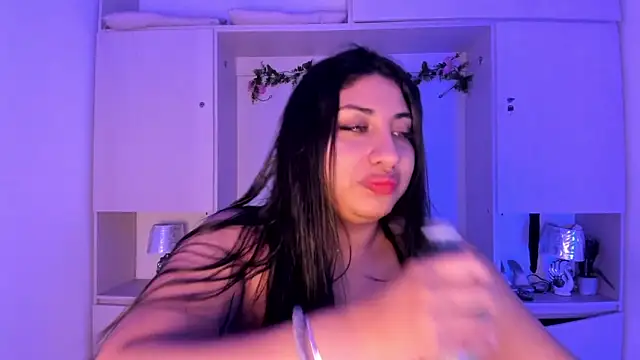 CANDYGABYY online show from June 2026 08:09:01 PM