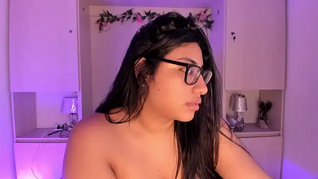 CANDYGABYY online show from June 2026 08:13:02 PM