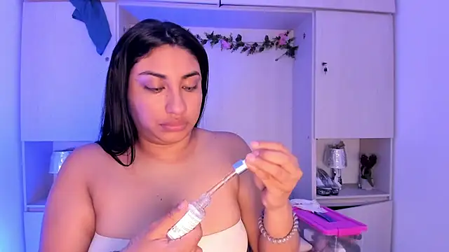 CANDYGABYY online show from June 2026 08:06:01 PM