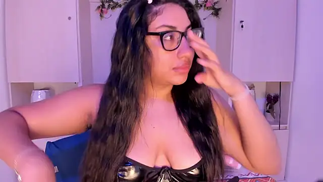CANDYGABYY online show from June 2026 07:34:01 PM