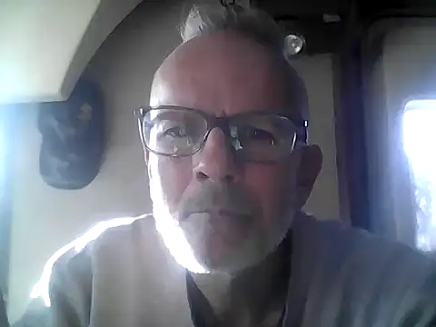 Snapshot of richa22cm chatting on December 2025 01:39:02 PM richa22cm online show from December 2025 01:39:02 PM