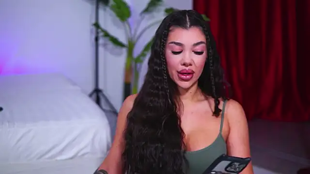 NatyDesiree online show from October 2025 09:07:02 AM