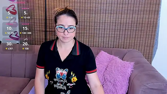 Snapshot of ariana_cross chatting on March 2025 12:32:02 PM ariana cross online show from March 2025 12:32:02 PM
