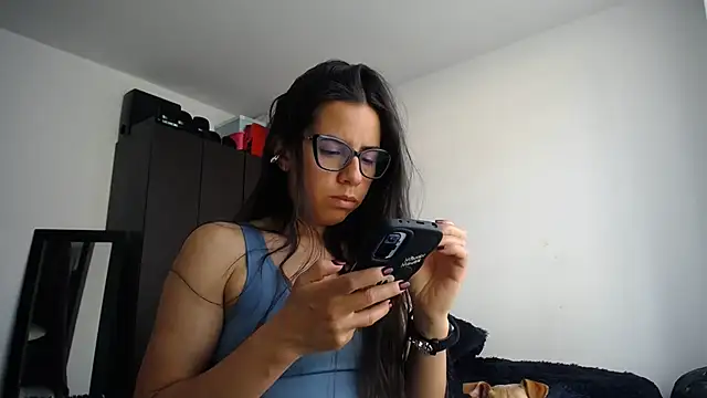 Snapshot of Mariam_Gomezxxx chatting on April 2026 08:57:02 PM Mariam Gomezxxx online show from April 2026 08:57:02 PM