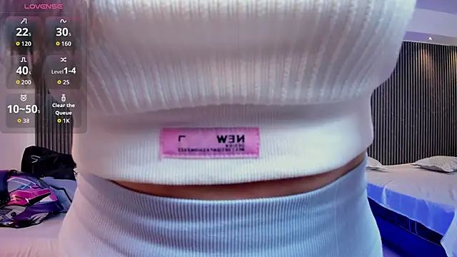 paulina sweett  online show from February 2026 01:10:01 PM