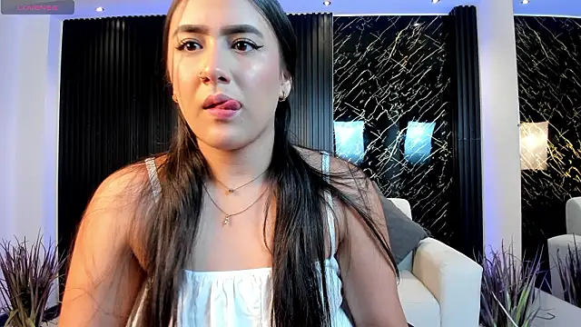 paulina sweett  online show from March 2026 12:56:01 PM