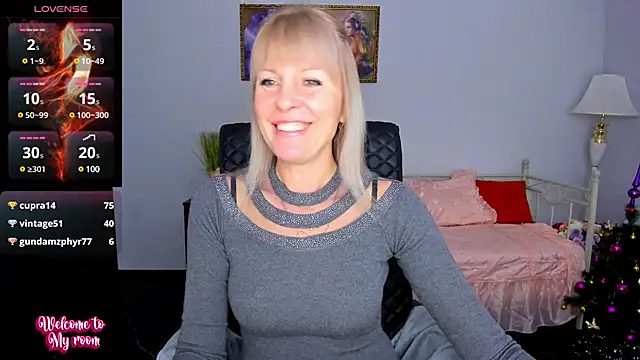 Snapshot of Anita_Tayson chatting on December 2024 10:06:02 AM Anita Tayson online show from December 2024 10:06:02 AM