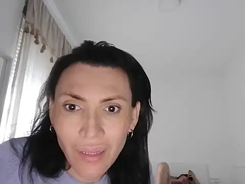 Snapshot of KimberllySaeez chatting on March 2026 05:34:02 PM KimberllySaeez online show from March 2026 05:34:02 PM