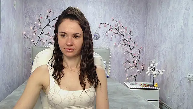 Snapshot of KaraCriegs chatting on May 2026 05:45:02 PM KaraCriegs online show from May 2026 05:45:02 PM