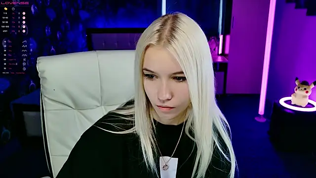 ShhhO O online show from September 2025 10:31:01 AM