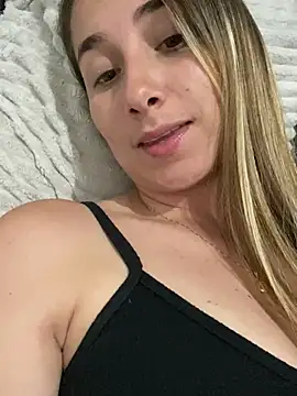 Iris love18 online show from January 2025 10:41:01 PM