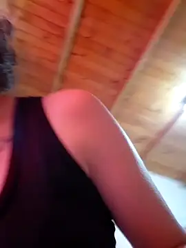 Iris love18 online show from June 2026 01:09:02 PM