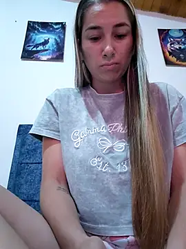 Iris love18 online show from June 2026 01:48:02 PM
