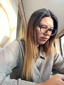 NadiraNoor online show from October 2025 02:18:02 PM