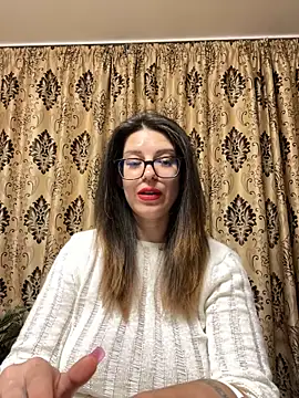 NadiraNoor online show from May 2026 09:19:01 PM