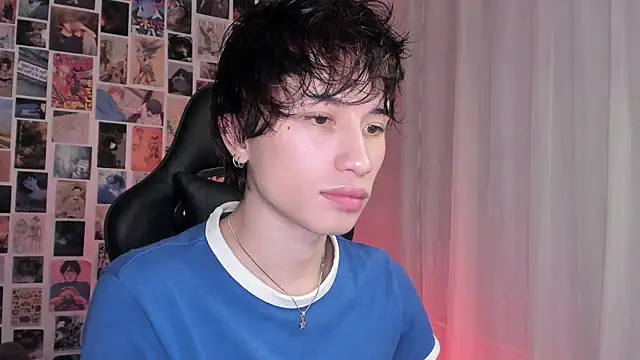 Snapshot of liamelf chatting on October 2025 06:03:02 AM liamelf online show from October 2025 06:03:02 AM