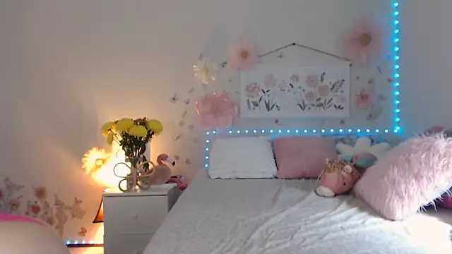 Poisson Eva online show from April 2026 10:34:02 PM
