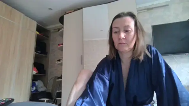 Snapshot of WindChristy chatting on October 2025 12:24:02 PM WindChristy online show from October 2025 12:24:02 PM