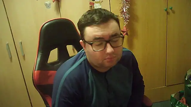 Javier bear online show from December 2025 10:19:01 AM