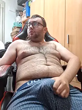 Javier bear online show from April 2026 01:04:01 PM