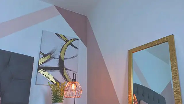 Snapshot of mailin18 chatting on November 2025 10:23:01 PM mailin18 online show from November 2025 10:23:01 PM