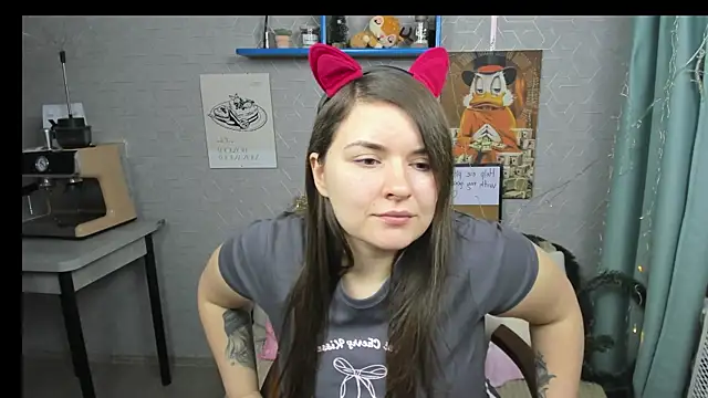 Snapshot of LineraPitts chatting on January 2025 02:46:01 PM LineraPitts online show from January 2025 02:46:01 PM