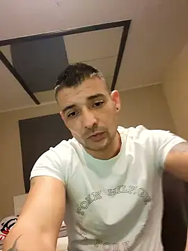 Zoltanioan26 online show from January 2026 02:15:01 AM