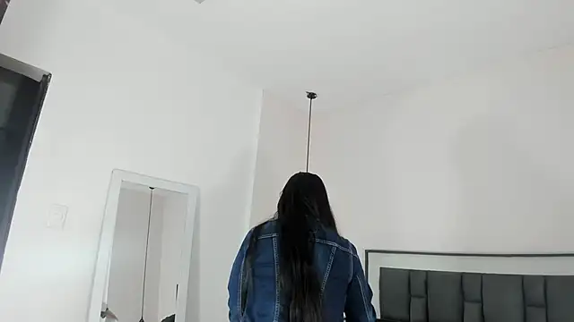 victoria cooper3 online show from November 2025 09:45:01 AM