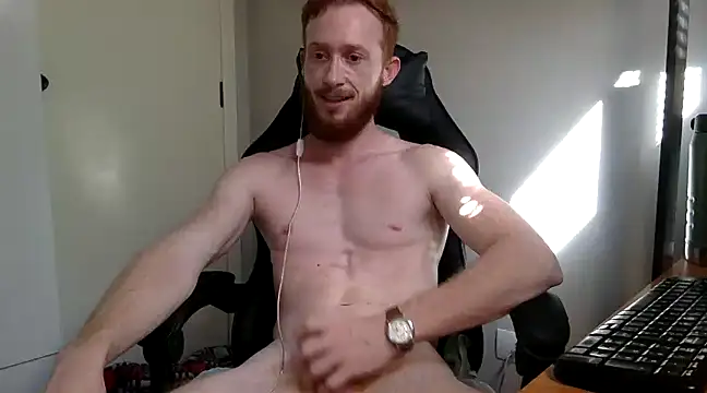 Snapshot of Smoker_Ginger chatting on January 2025 07:21:01 PM Smoker Ginger online show from January 2025 07:21:01 PM