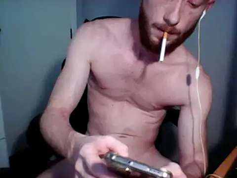 Snapshot of Smoker_Ginger chatting on February 2025 01:32:01 PM Smoker Ginger online show from February 2025 01:32:01 PM