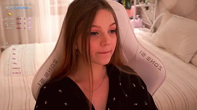 Snapshot of linessssa chatting on February 2025 08:02:02 PM linessssa online show from February 2025 08:02:02 PM