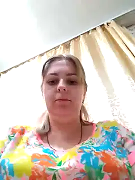 Snapshot of Lady_nice_cat chatting on January 2025 03:33:02 PM Lady nice cat online show from January 2025 03:33:02 PM