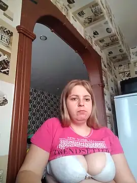 Lady nice cat online show from October 2025 02:19:01 AM