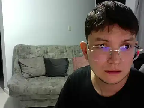 Snapshot of unoxestres chatting on December 2025 03:24:01 AM unoxestres online show from December 2025 03:24:01 AM