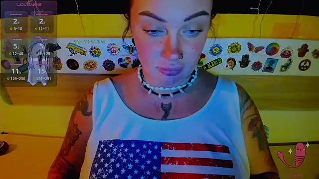 EllieOz online show from October 2025 07:47:02 PM