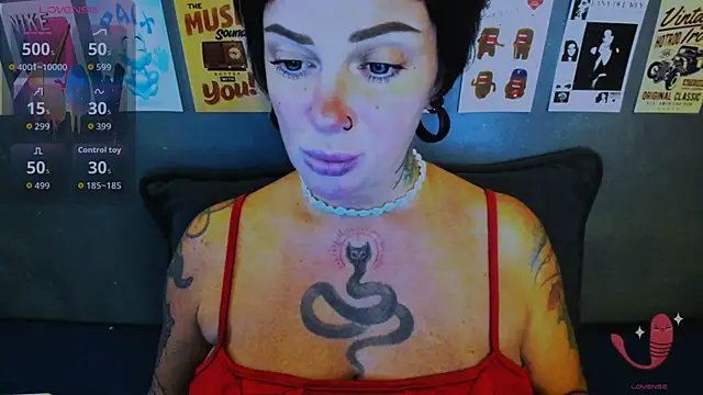 EllieOz online show from May 2026 05:10:02 PM
